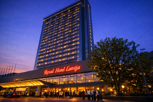 16. maijs vēsturē: Pēc rekonstrukcijas durvis ver «Reval Hotel Latvija»